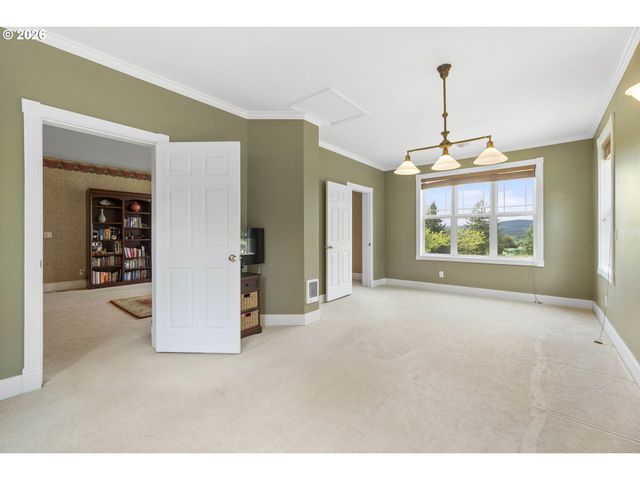 60750 ROBINETTE Rd, St Helens, OR 97051