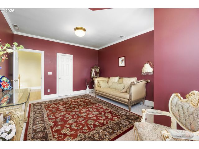 60750 ROBINETTE Rd, St Helens, OR 97051