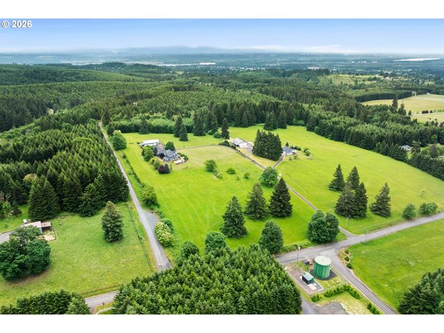 60750 ROBINETTE Rd, St Helens, OR 97051
