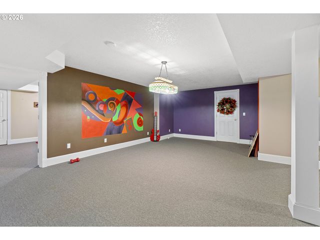 60750 ROBINETTE Rd, St Helens, OR 97051