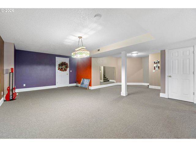 60750 ROBINETTE Rd, St Helens, OR 97051