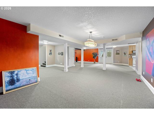 60750 ROBINETTE Rd, St Helens, OR 97051