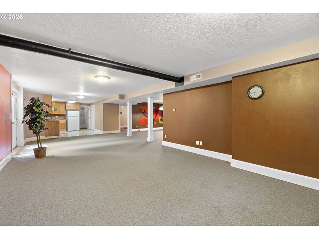 60750 ROBINETTE Rd, St Helens, OR 97051