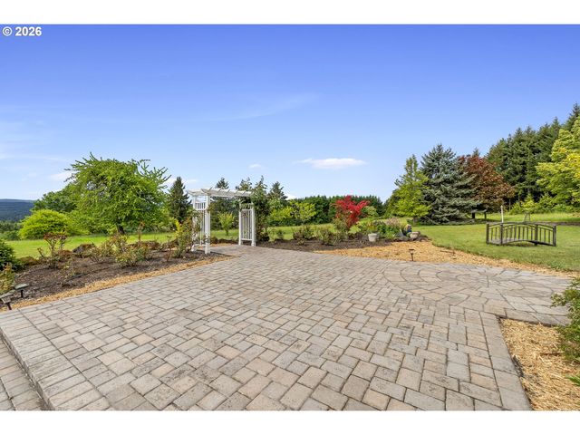 60750 ROBINETTE Rd, St Helens, OR 97051