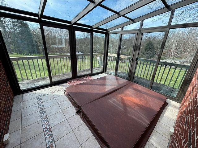 1210 W Park Rd, Worth Twp, PA 16057