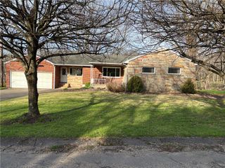 1210 W Park Rd, Worth Twp, PA 16057