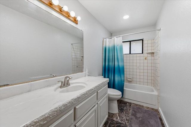 26156 Sweetland Rd, North San Juan, CA 95960