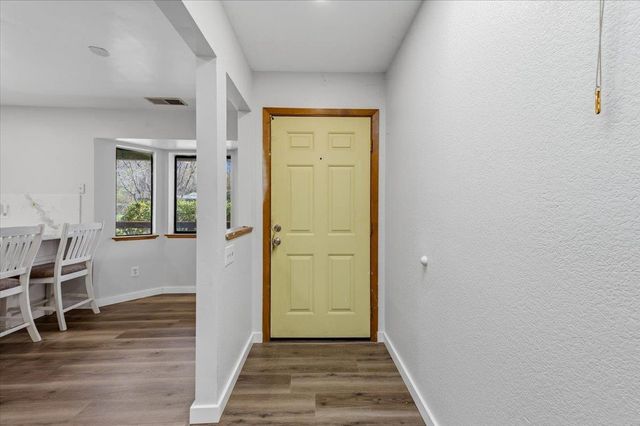 26156 Sweetland Rd, North San Juan, CA 95960