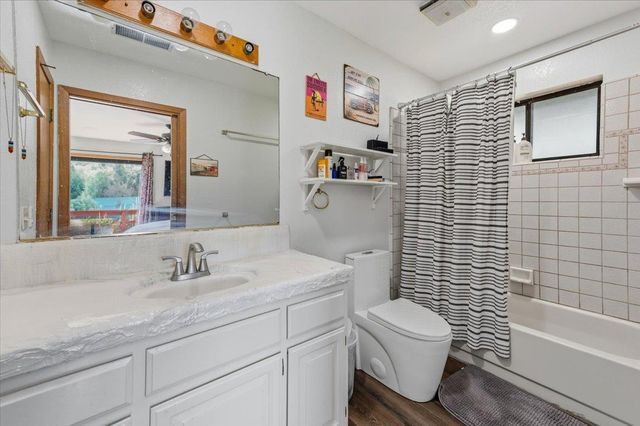 26156 Sweetland Rd, North San Juan, CA 95960