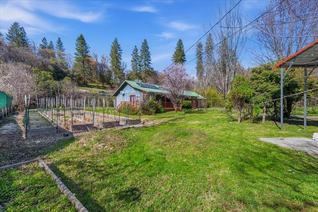 26156 Sweetland Rd, North San Juan, CA 95960