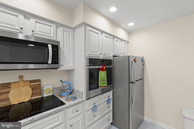 250 EUCLID AVE, Charles Town, WV 25414