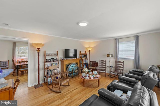 250 EUCLID AVE, Charles Town, WV 25414