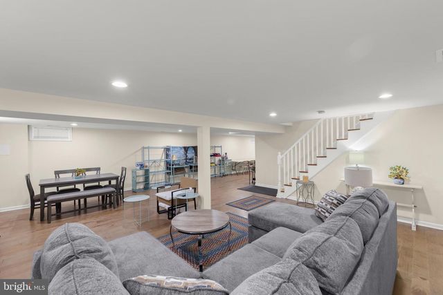 250 EUCLID AVE, Charles Town, WV 25414