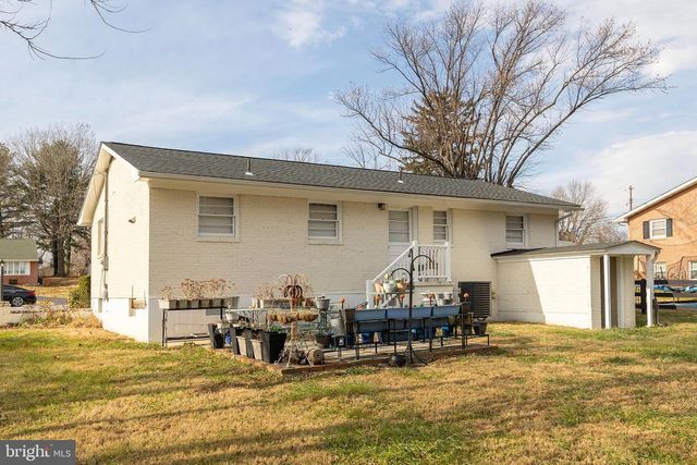 250 EUCLID AVE, Charles Town, WV 25414