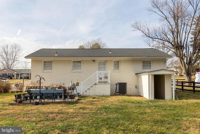 250 EUCLID AVE, Charles Town, WV 25414