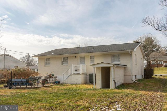 250 EUCLID AVE, Charles Town, WV 25414