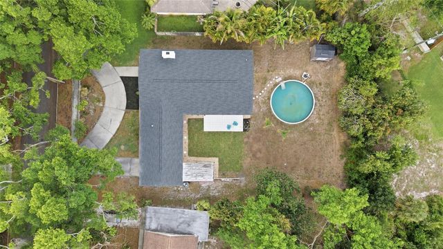 615 FONTANA LANE, Bradenton, FL 34209