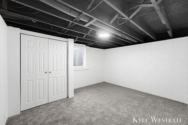 8382 E G Avenue, Comstock Twp, MI 49048