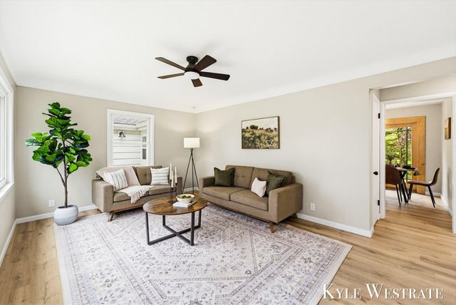 8382 E G Avenue, Comstock Twp, MI 49048