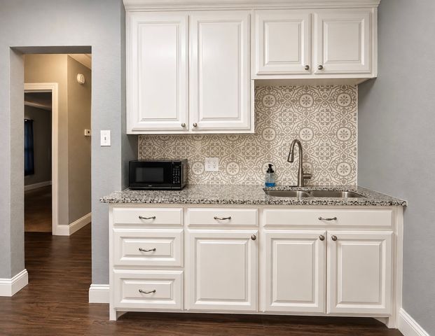 4116 Townsend Drive, Fort Worth, TX 76115