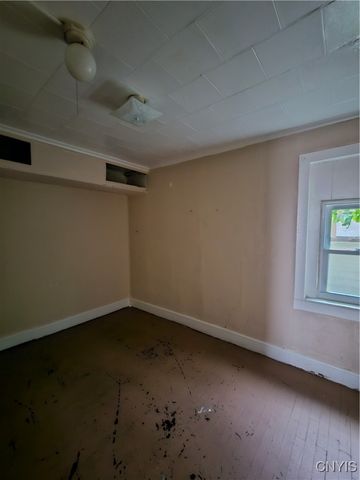 1230 Court Street, Utica, NY 13502