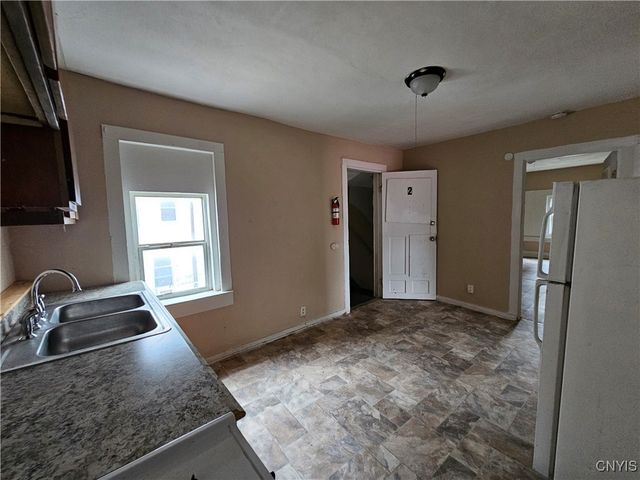 1230 Court Street, Utica, NY 13502