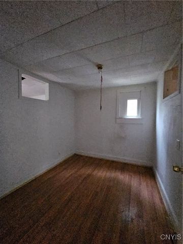 1230 Court Street, Utica, NY 13502