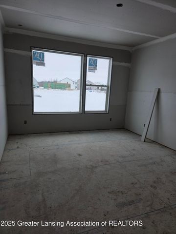 15332 Sherwood Lane, Lansing, MI 48906