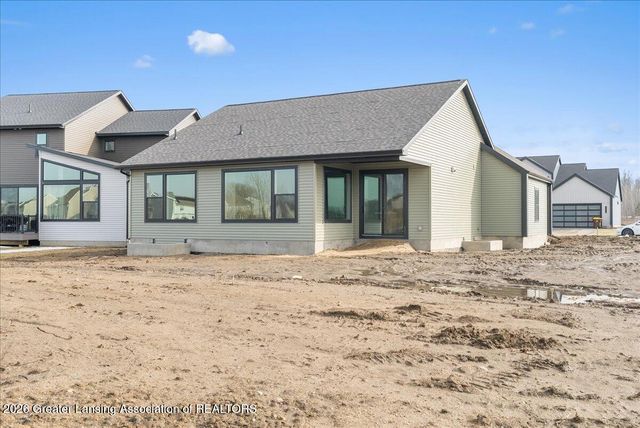 15332 Sherwood Lane, Lansing, MI 48906