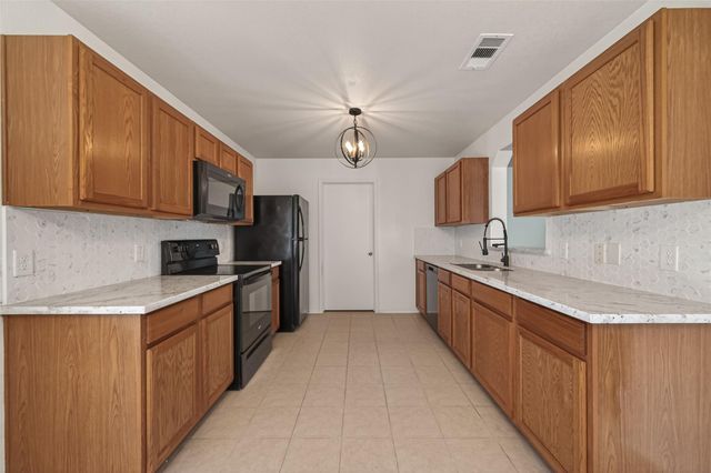 1123 Desert Springs Lane, Rosenberg, TX 77471