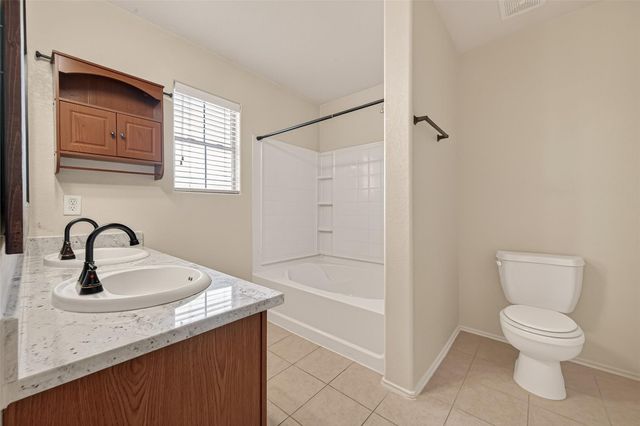 1123 Desert Springs Lane, Rosenberg, TX 77471