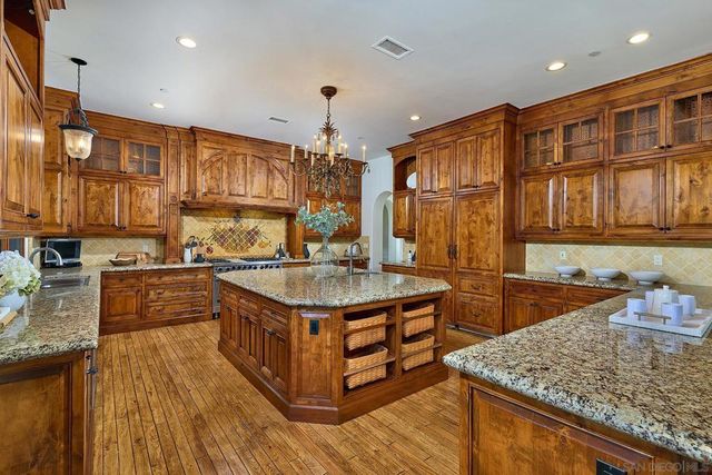 14155 Biscayne Pl, Poway, CA 92064