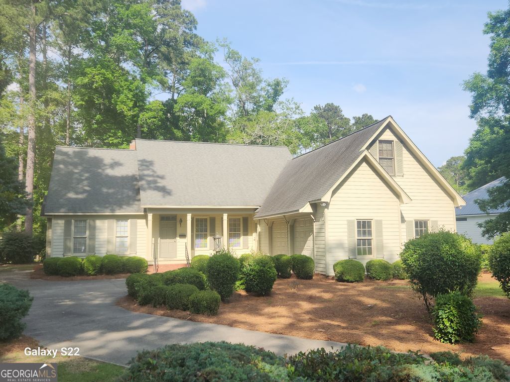 117 N Valhalla Lane, Cordele, GA 31015