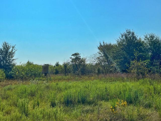 5403 Dry Creek, Calvert, TX 77837