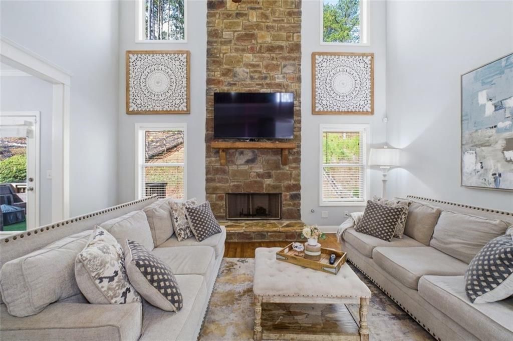 Image 17 of property listing at 159 Lullwater Lane, Dallas, GA 30132