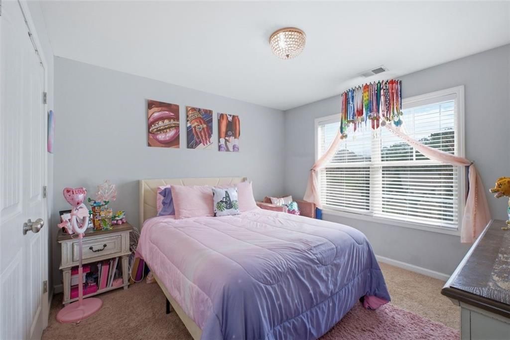 Image 32 of property listing at 159 Lullwater Lane, Dallas, GA 30132