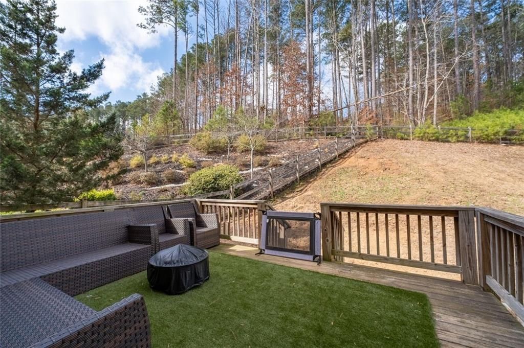 Image 54 of property listing at 159 Lullwater Lane, Dallas, GA 30132