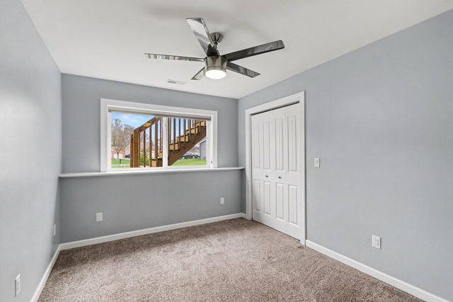 1069 S Stoneridge Drive, Plainwell, MI 49080