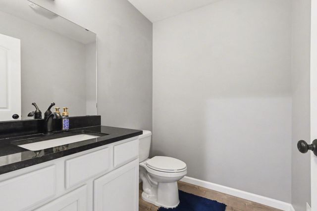1069 S Stoneridge Drive, Plainwell, MI 49080