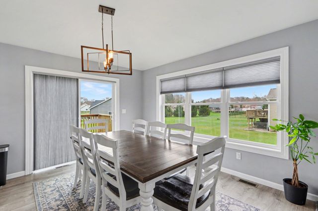 1069 S Stoneridge Drive, Plainwell, MI 49080