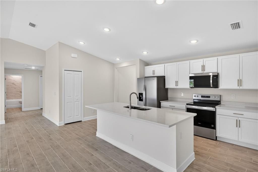 Image 12 of property listing at 2223 NW 7th PL, Cape Coral, FL 33993