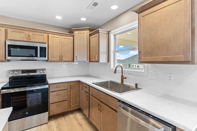 15160 GENERAL DR, Ashland, MO 65010