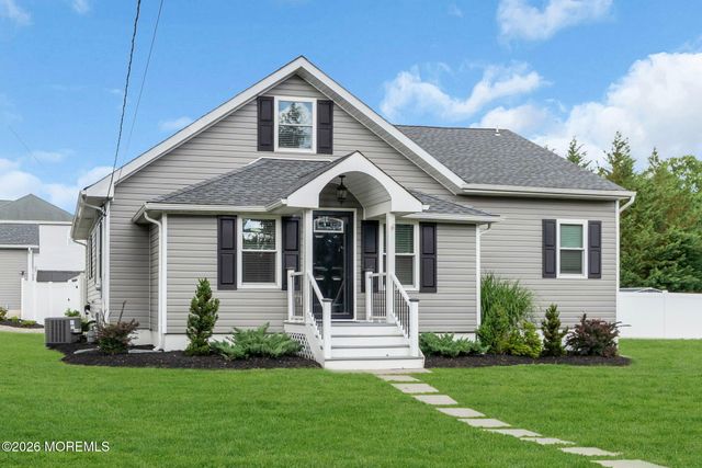 181 Locust Avenue, Howell, NJ 07731