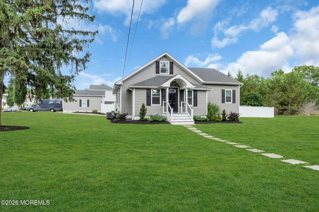 181 Locust Avenue, Howell, NJ 07731