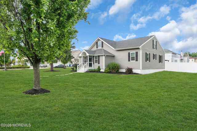 181 Locust Avenue, Howell, NJ 07731