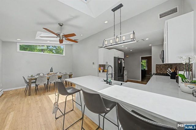 91 Greenbrook Place, Park Ridge, NJ 07656