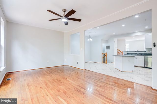4302 DAY LILY DR, Bowie, MD 20720