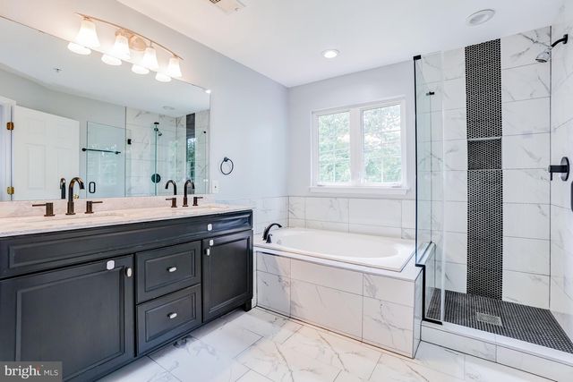 4302 DAY LILY DR, Bowie, MD 20720