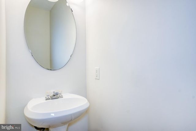 4302 DAY LILY DR, Bowie, MD 20720