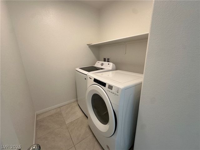 1132 Heliodor Avenue, Henderson, NV 89011